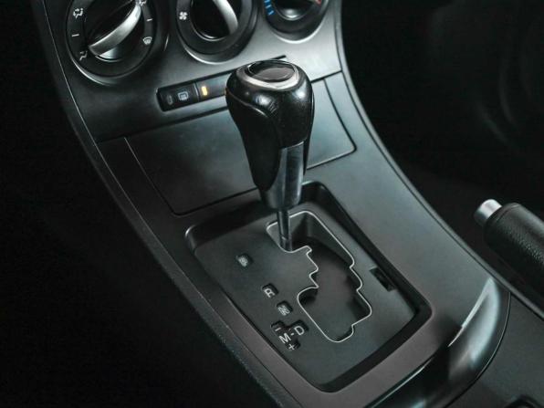 Mazda 3 II (BL) Рестайлинг с пробегом 2012 года, цена 600 000 рублей, 257255 км, хэтчбек, Автокод Объявления