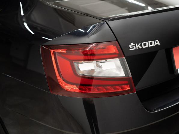 Skoda Octavia III (A7) Рестайлинг с пробегом 2017 года, цена 1 730 000 рублей, 150493 км, лифтбек, Автокод Объявления