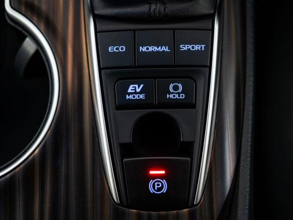 Toyota Camry VIII (XV70) с пробегом 2018 года, цена 2 550 500 рублей, 134807 км, седан, Автокод Объявления