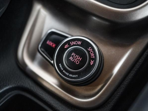 Suzuki Escudo IV Рестайлинг с пробегом 2021 года, цена 2 200 000 рублей, 37463 км, внедорожник, Автокод Объявления