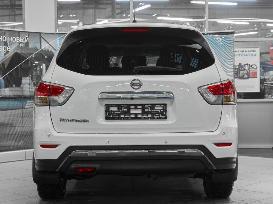 Nissan Pathfinder IV Москва  - изображение 5