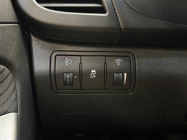 Hyundai Solaris I с пробегом 2011 года, цена 690 000 рублей, 184732 км, седан, Автокод Объявления