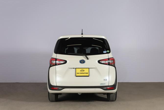 Toyota Sienta II Рестайлинг с пробегом 2020 года, цена 1 899 000 рублей, 74000 км, компактвэн, Автокод Объявления
