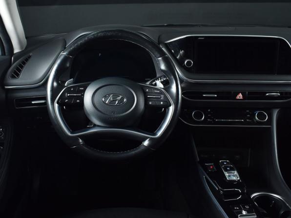 Hyundai Sonata VIII (DN8) с пробегом 2021 года, цена 2 149 999 рублей, 62002 км, седан, Автокод Объявления