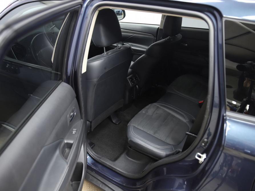 Mitsubishi Outlander III Рестайлинг 3 Уфа  - изображение 11