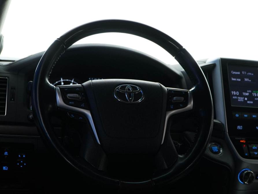 Toyota Land Cruiser 200 Series Рестайлинг 2 Москва  - изображение 13