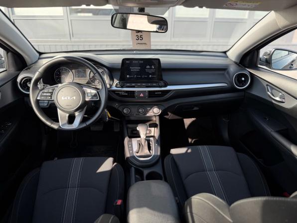 Kia Cerato IV Рестайлинг с пробегом 2022 года, цена 2 180 000 рублей, 29755 км, седан, Автокод Объявления