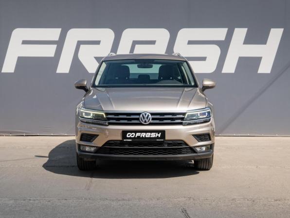 Volkswagen Tiguan II с пробегом 2018 года, цена 2 130 000 рублей, 180735 км, внедорожник, Автокод Объявления