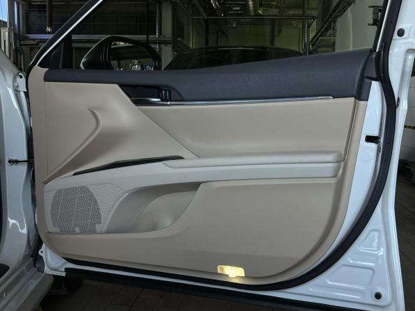 Toyota Camry VIII (XV70) Рестайлинг с пробегом 2022 года, цена 3 500 000 рублей, 45625 км, седан, Автокод Объявления
