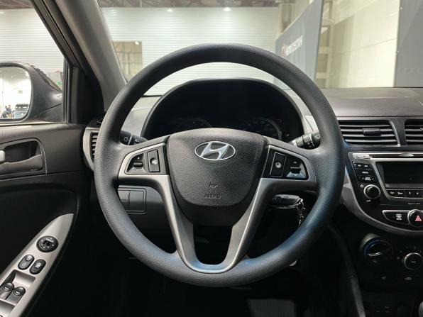 Hyundai Solaris I Рестайлинг с пробегом 2016 года, цена 860 000 рублей, 123455 км, седан, Автокод Объявления