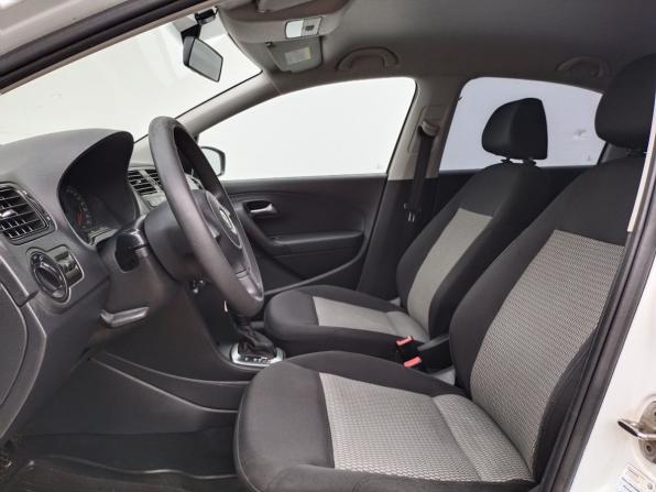 Volkswagen Polo V с пробегом 2014 года, цена 710 000 рублей, 270000 км, седан, Автокод Объявления