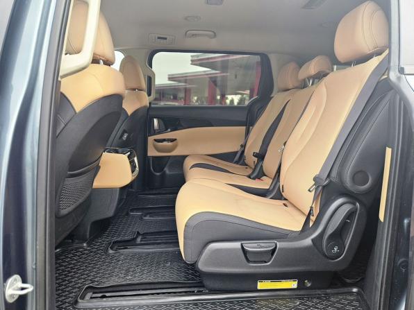 Kia Carnival IV с пробегом 2022 года, цена 3 495 000 рублей, 77500 км, минивэн, Автокод Объявления