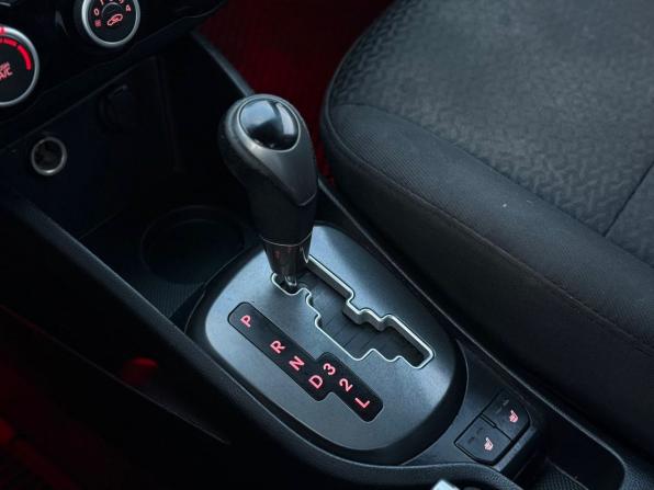 Kia Rio III Рестайлинг с пробегом 2015 года, цена 899 000 рублей, 189247 км, седан, Автокод Объявления