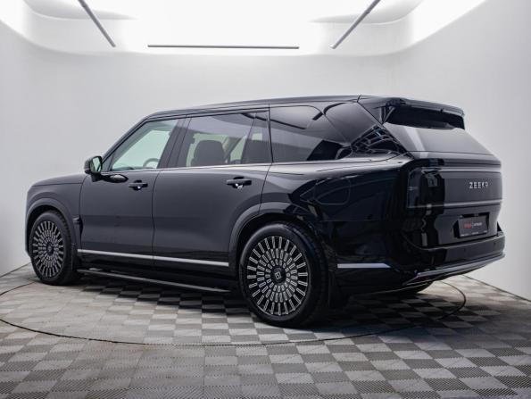 Zeekr 9X с пробегом 2025 года, цена 11 500 000 рублей, 5600 км, внедорожник, Автокод Объявления