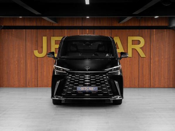 Lexus LM II с пробегом 2025 года, цена 13 895 000 рублей, 12905 км, минивэн, Автокод Объявления