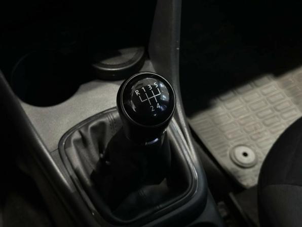 Volkswagen Polo V Рестайлинг с пробегом 2018 года, цена 999 000 рублей, 175000 км, седан, Автокод Объявления