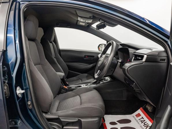 Toyota Corolla XII (E210) с пробегом 2019 года, цена 1 597 000 рублей, 100141 км, хэтчбек, Автокод Объявления