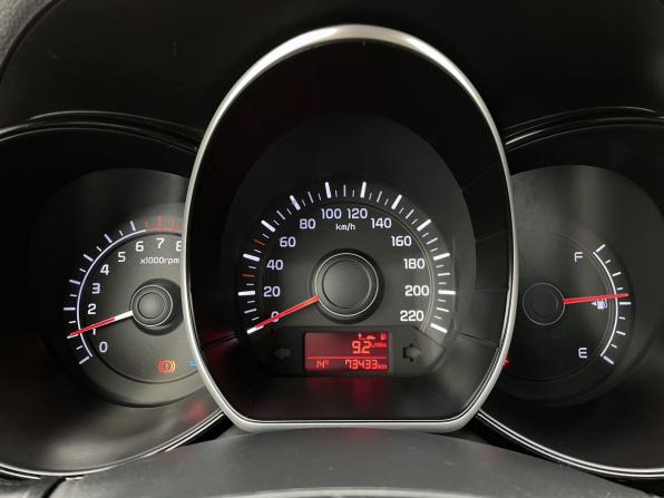 Kia Rio III Рестайлинг с пробегом 2017 года, цена 1 130 000 рублей, 73432 км, седан, Автокод Объявления