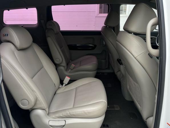 Kia Carnival III с пробегом 2019 года, цена 2 790 000 рублей, 137804 км, минивэн, Автокод Объявления