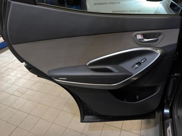 Hyundai Santa Fe III Рестайлинг с пробегом 2018 года, цена 2 279 000 рублей, 140000 км, внедорожник, Автокод Объявления