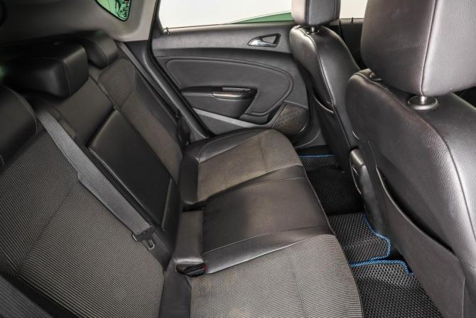 Opel Astra J с пробегом 2011 года, цена 519 000 рублей, 209000 км, хэтчбек, Автокод Объявления