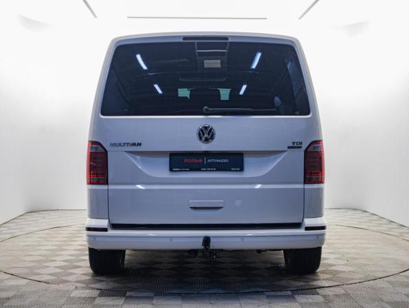 Volkswagen Multivan T6 с пробегом 2018 года, цена 4 700 000 рублей, 116000 км, минивэн, Автокод Объявления