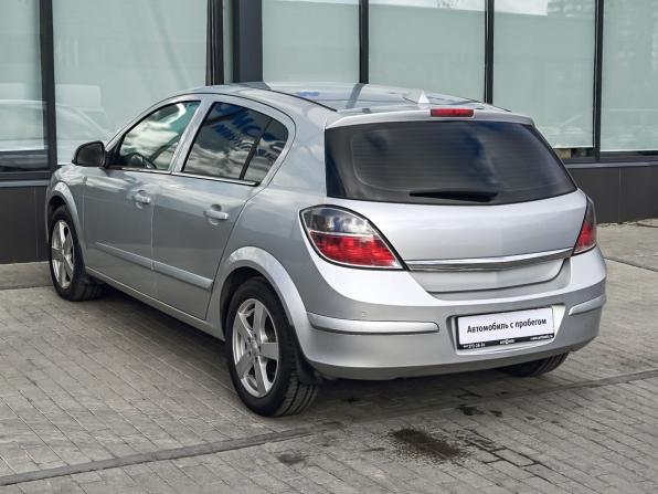 Opel Astra H Рестайлинг с пробегом 2010 года, цена 585 000 рублей, 228516 км, хэтчбек, Автокод Объявления