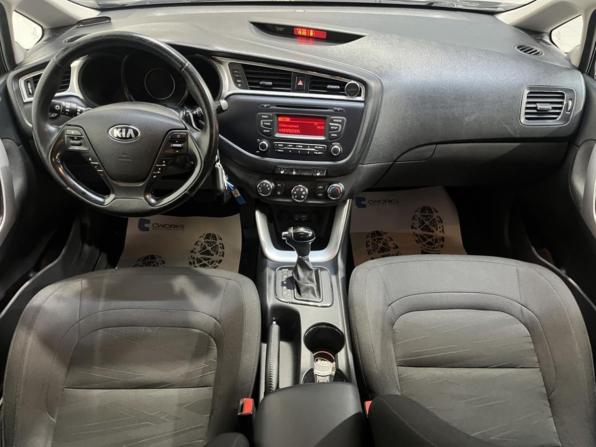 Kia Ceed II Рестайлинг с пробегом 2017 года, цена 1 661 300 рублей, 189842 км, хэтчбек, Автокод Объявления