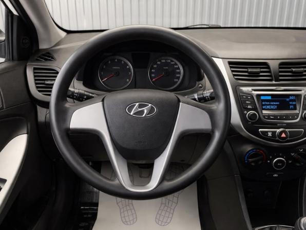 Hyundai Solaris I Рестайлинг с пробегом 2014 года, цена 817 000 рублей, 151810 км, седан, Автокод Объявления