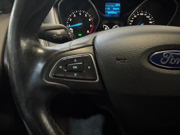 Ford Focus III Рестайлинг с пробегом 2015 года, цена 829 000 рублей, 204400 км, универсал, Автокод Объявления