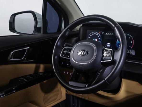 Kia Carnival IV с пробегом 2020 года, цена 4 099 000 рублей, 47000 км, минивэн, Автокод Объявления