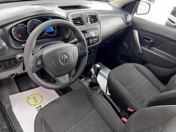 Renault Sandero II с пробегом 2018 года, цена 1 195 000 рублей, 112046 км, хэтчбек, Автокод Объявления
