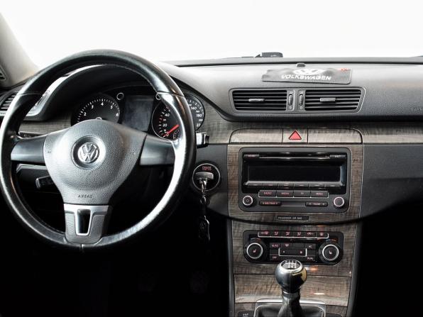 Volkswagen Passat B6 с пробегом 2010 года, цена 549 000 рублей, 202904 км, седан, Автокод Объявления