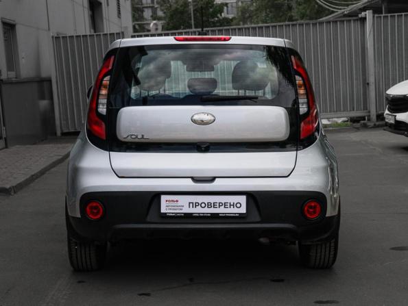 Kia Soul II Рестайлинг с пробегом 2018 года, цена 1 400 000 рублей, 89000 км, хэтчбек, Автокод Объявления