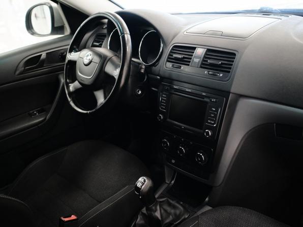 Skoda Yeti I с пробегом 2012 года, цена 420 000 рублей, 196652 км, внедорожник, Автокод Объявления