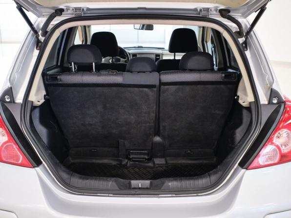 Nissan Tiida I с пробегом 2008 года, цена 535 000 рублей, 210333 км, хэтчбек, Автокод Объявления