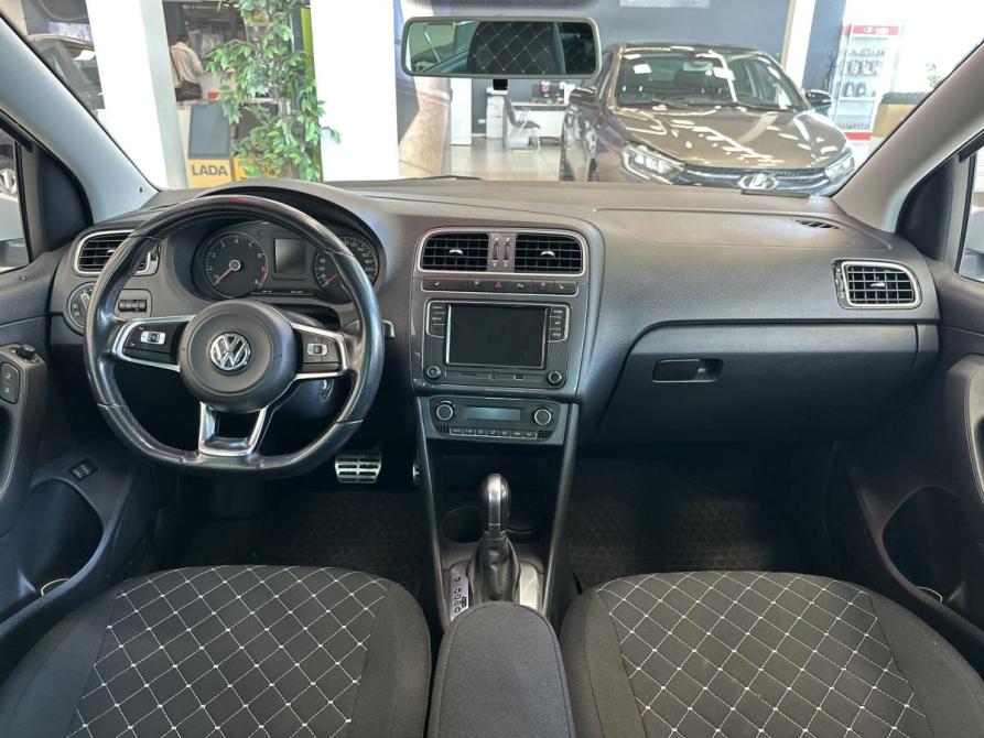 Volkswagen Polo V Рестайлинг Москва  - изображение 8