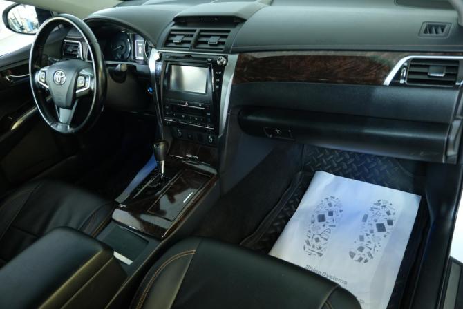 Toyota Camry VII (XV50) Рестайлинг с пробегом 2015 года, цена 1 949 000 рублей, 190300 км, седан, Автокод Объявления