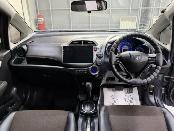 Honda Fit Shuttle I Рестайлинг с пробегом 2013 года, цена 897 000 рублей, 199000 км, универсал, Автокод Объявления
