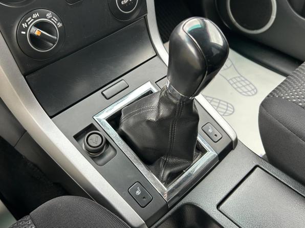 Suzuki Grand Vitara II с пробегом 2008 года, цена 650 000 рублей, 300000 км, внедорожник, Автокод Объявления