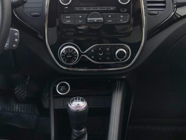 Renault Kaptur I Рестайлинг с пробегом 2021 года, цена 1 650 000 рублей, 75133 км, внедорожник, Автокод Объявления