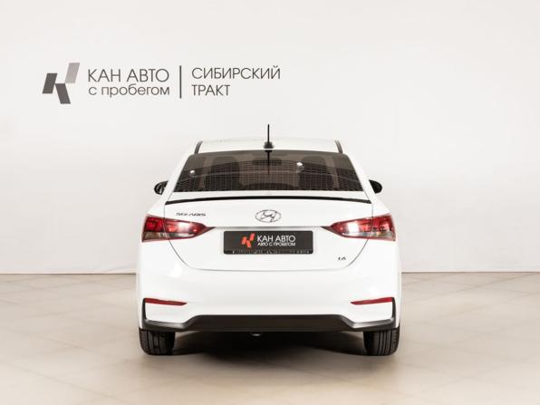 Hyundai Solaris II с пробегом 2018 года, цена 1 265 800 рублей, 146299 км, седан, Автокод Объявления