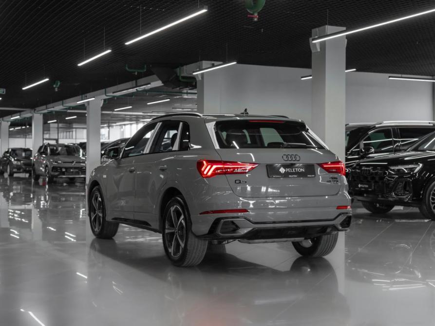 Audi Q3 II (F3) Москва  - изображение 4