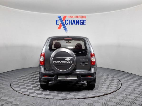 Chevrolet Niva I Рестайлинг с пробегом 2011 года, цена 369 000 рублей, 173000 км, внедорожник, Автокод Объявления