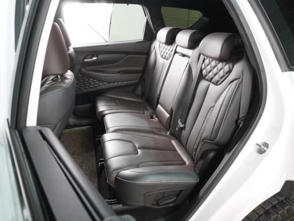 Hyundai Santa Fe IV Рестайлинг с пробегом 2021 года, цена 3 765 000 рублей, 69391 км, внедорожник, Автокод Объявления