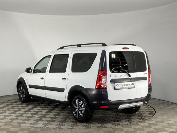 Lada (ВАЗ) Largus I с пробегом 2020 года, цена 780 000 рублей, 102460 км, универсал, Автокод Объявления