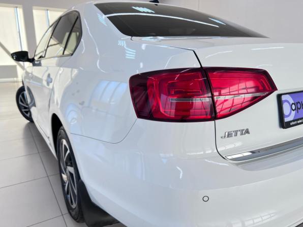 Volkswagen Jetta VI Рестайлинг с пробегом 2018 года, цена 1 590 000 рублей, 124318 км, седан, Автокод Объявления
