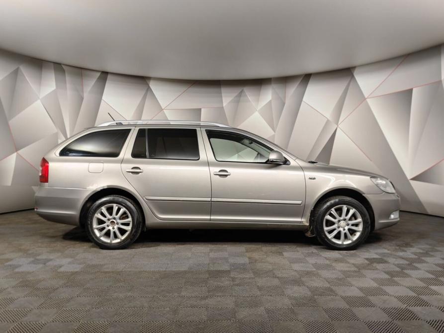 Skoda Octavia II (A5) Рестайлинг Москва  - изображение 6