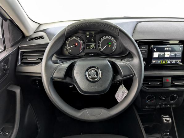 Skoda Rapid II с пробегом 2021 года, цена 1 269 000 рублей, 176346 км, лифтбек, Автокод Объявления