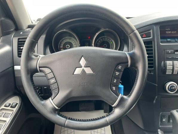 Mitsubishi Pajero IV с пробегом 2010 года, цена 1 650 000 рублей, 236532 км, внедорожник, Автокод Объявления